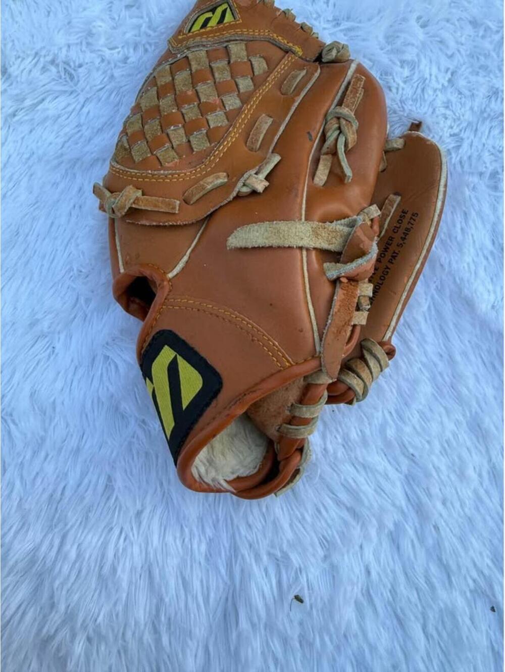 Kids Mizuno Prospect V Flex Baseball Glove